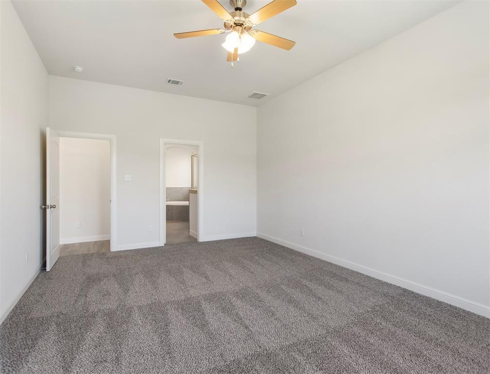 3235 2 Lake Shore Harbour Drive, Missouri City, Texas 77459, 5 Bedrooms Bedrooms, 10 Rooms Rooms,3 BathroomsBathrooms,Single-family,For Sale,Lake Shore Harbour,70827811