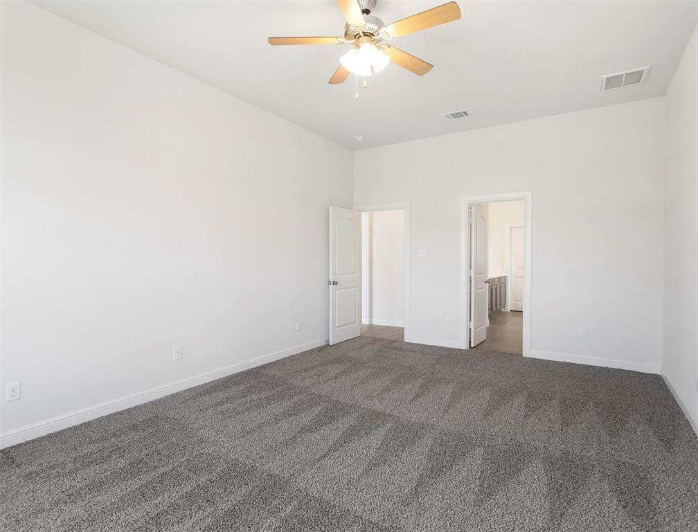 3235 2 Lake Shore Harbour Drive, Missouri City, Texas 77459, 5 Bedrooms Bedrooms, 10 Rooms Rooms,3 BathroomsBathrooms,Single-family,For Sale,Lake Shore Harbour,70827811