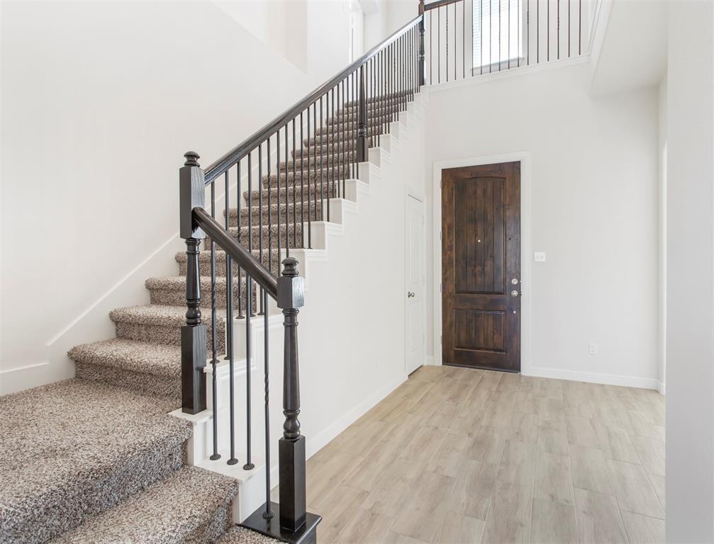 3235 2 Lake Shore Harbour Drive, Missouri City, Texas 77459, 5 Bedrooms Bedrooms, 10 Rooms Rooms,3 BathroomsBathrooms,Single-family,For Sale,Lake Shore Harbour,70827811