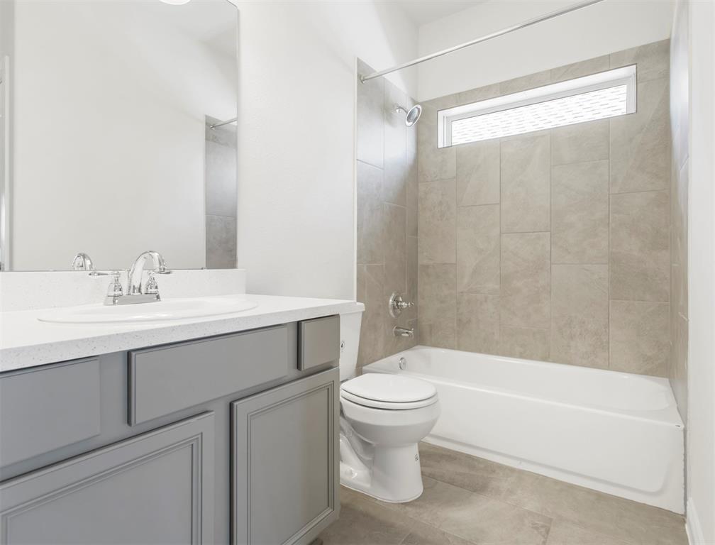 3235 2 Lake Shore Harbour Drive, Missouri City, Texas 77459, 5 Bedrooms Bedrooms, 10 Rooms Rooms,3 BathroomsBathrooms,Single-family,For Sale,Lake Shore Harbour,70827811