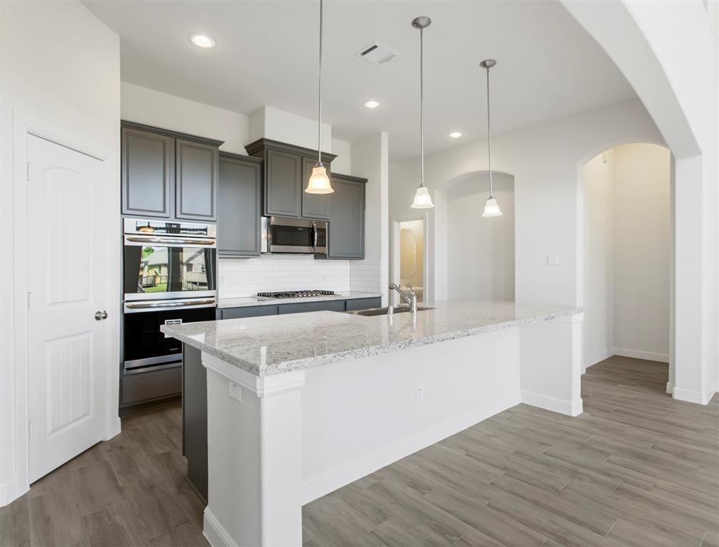 3235 2 Lake Shore Harbour Drive, Missouri City, Texas 77459, 5 Bedrooms Bedrooms, 10 Rooms Rooms,3 BathroomsBathrooms,Single-family,For Sale,Lake Shore Harbour,70827811