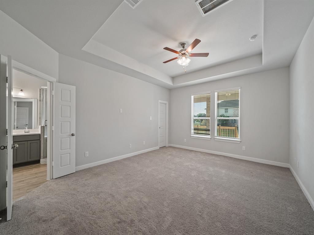 3203 2 Lake Shore Harbour Drive, Missouri City, Texas 77459, 5 Bedrooms Bedrooms, 10 Rooms Rooms,3 BathroomsBathrooms,Single-family,For Sale,Lake Shore Harbour,72863841