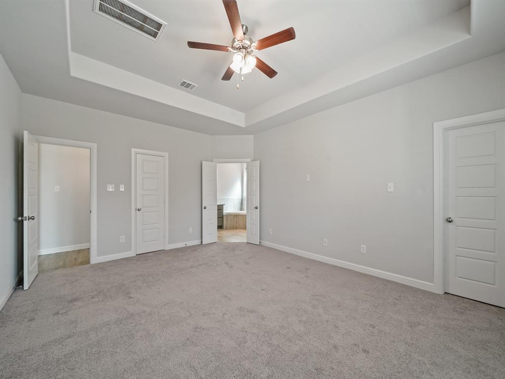 3203 2 Lake Shore Harbour Drive, Missouri City, Texas 77459, 5 Bedrooms Bedrooms, 10 Rooms Rooms,3 BathroomsBathrooms,Single-family,For Sale,Lake Shore Harbour,72863841