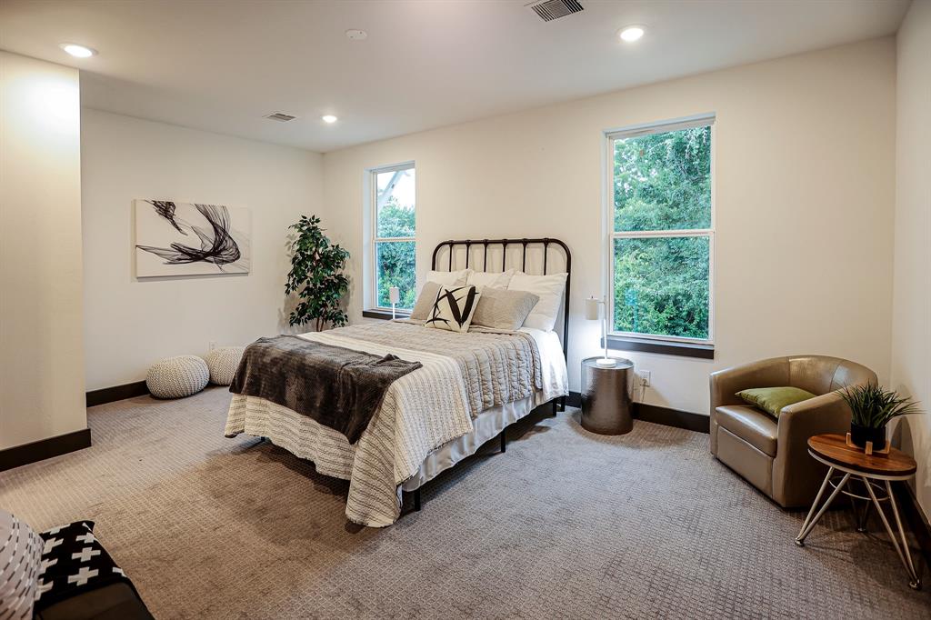 2304 3 Johnson Street, Houston, Texas 77007, 3 Bedrooms Bedrooms, 3 Rooms Rooms,3 BathroomsBathrooms,Single-family,For Sale,Johnson,88859653