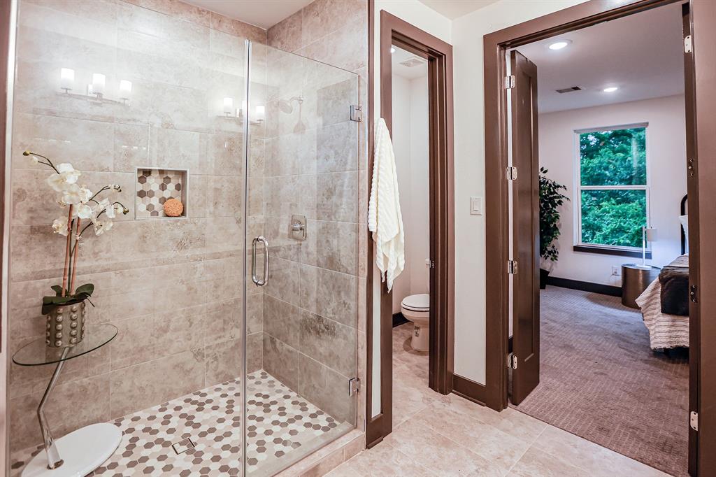 2304 3 Johnson Street, Houston, Texas 77007, 3 Bedrooms Bedrooms, 3 Rooms Rooms,3 BathroomsBathrooms,Single-family,For Sale,Johnson,88859653