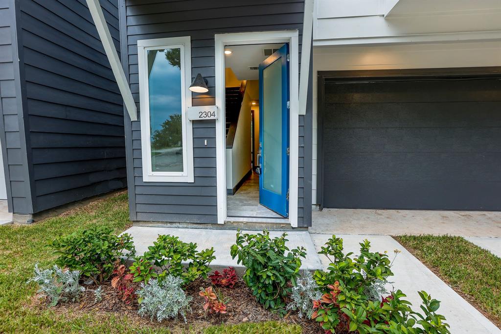2304 3 Johnson Street, Houston, Texas 77007, 3 Bedrooms Bedrooms, 3 Rooms Rooms,3 BathroomsBathrooms,Single-family,For Sale,Johnson,88859653