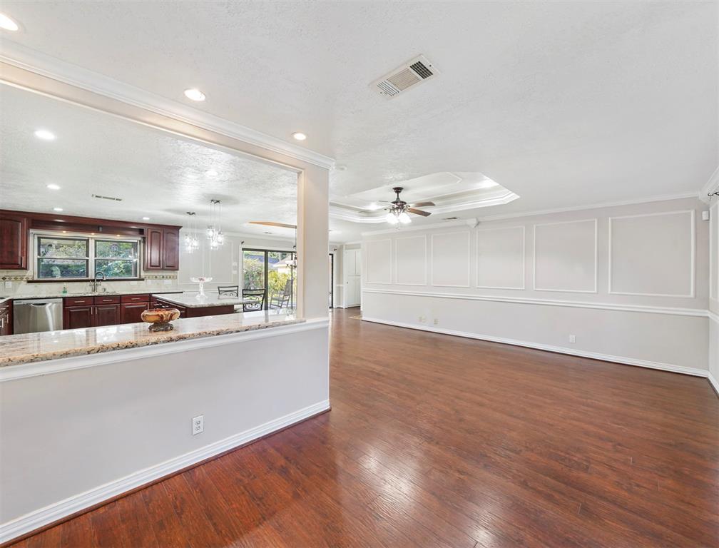 5150 1 Bellfort Street, Houston, Texas 77035, 3 Bedrooms Bedrooms, 3 Rooms Rooms,2 BathroomsBathrooms,Single-family,For Sale,Bellfort,76568487