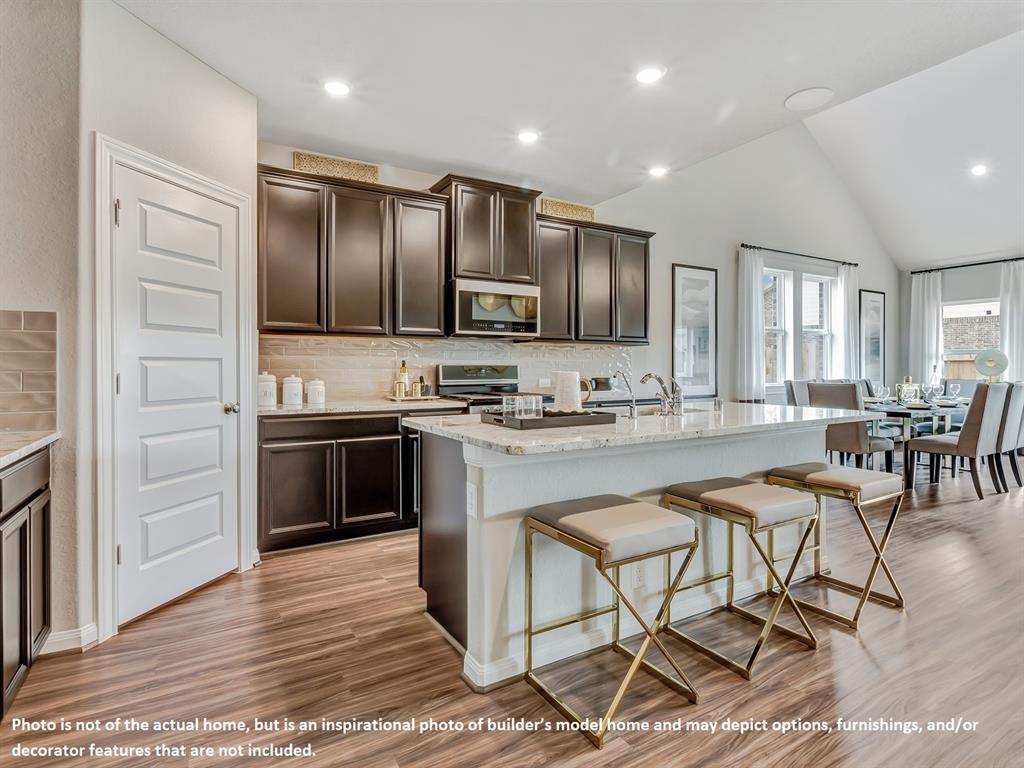 10802 2 Cliffs View Drive, Iowa Colony, Texas 77583, 5 Bedrooms Bedrooms, 7 Rooms Rooms,4 BathroomsBathrooms,Single-family,For Sale,Cliffs View,62318833