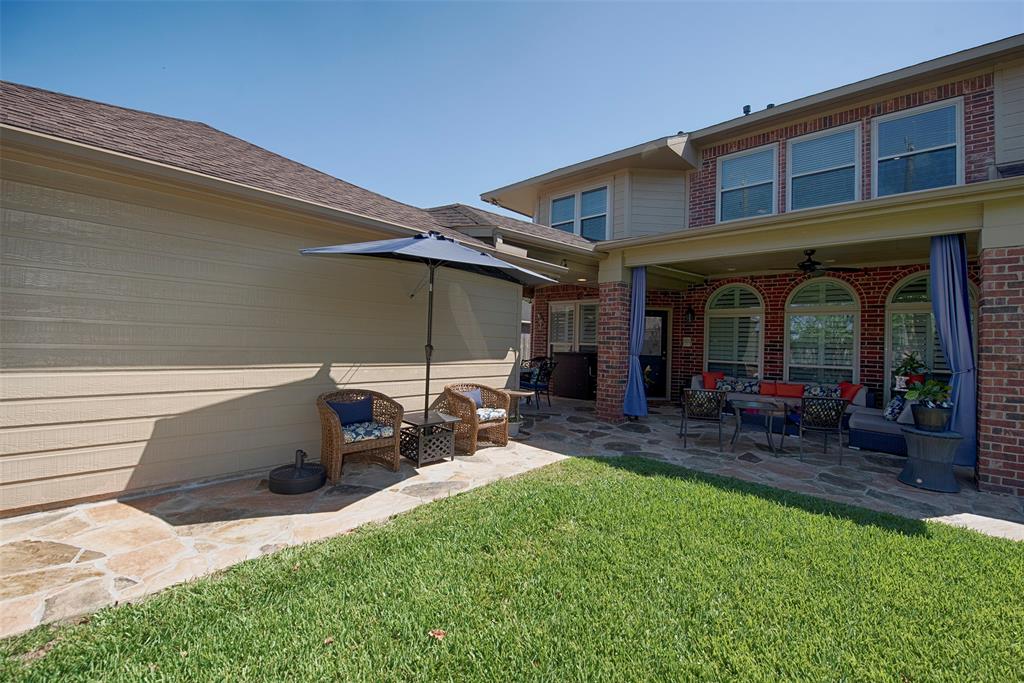 6211 2 Raintree Drive, Pearland, Texas 77584, 4 Bedrooms Bedrooms, 13 Rooms Rooms,3 BathroomsBathrooms,Single-family,For Sale,Raintree,10735175