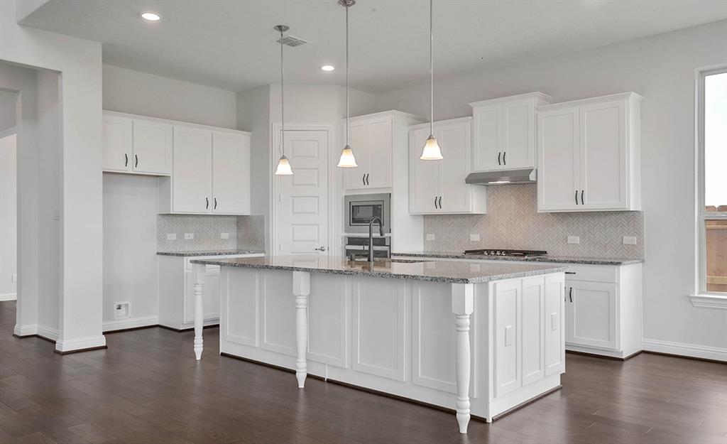 930 2 Shumard Street, Webster, Texas 77598, 5 Bedrooms Bedrooms, 10 Rooms Rooms,3 BathroomsBathrooms,Single-family,For Sale,Shumard,57129044