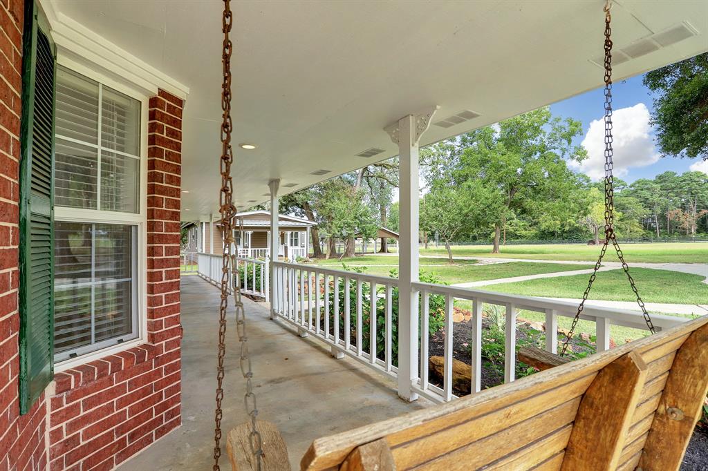 17789 2 FM 1097 Road, Montgomery, Texas 77356, 4 Bedrooms Bedrooms, 12 Rooms Rooms,2 BathroomsBathrooms,Single-family,For Sale,FM 1097,94283448