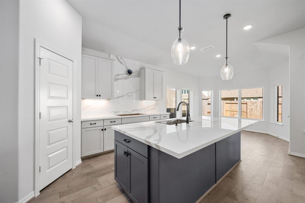 1702 1.5 Delta Creek Drive, Missouri City, Texas 77459, 4 Bedrooms Bedrooms, 8 Rooms Rooms,3 BathroomsBathrooms,Single-family,For Sale,Delta Creek,61928147
