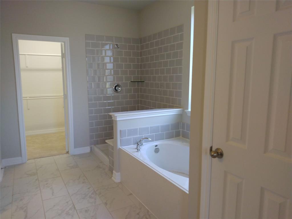 2618 2 Tumlinson Drive, Fresno, Texas 77545, 4 Bedrooms Bedrooms, 13 Rooms Rooms,3 BathroomsBathrooms,Single-family,For Sale,Tumlinson,75506500