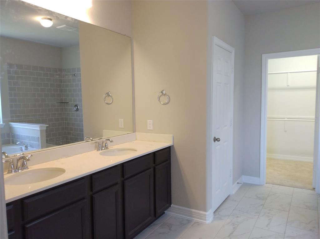 2618 2 Tumlinson Drive, Fresno, Texas 77545, 4 Bedrooms Bedrooms, 13 Rooms Rooms,3 BathroomsBathrooms,Single-family,For Sale,Tumlinson,75506500