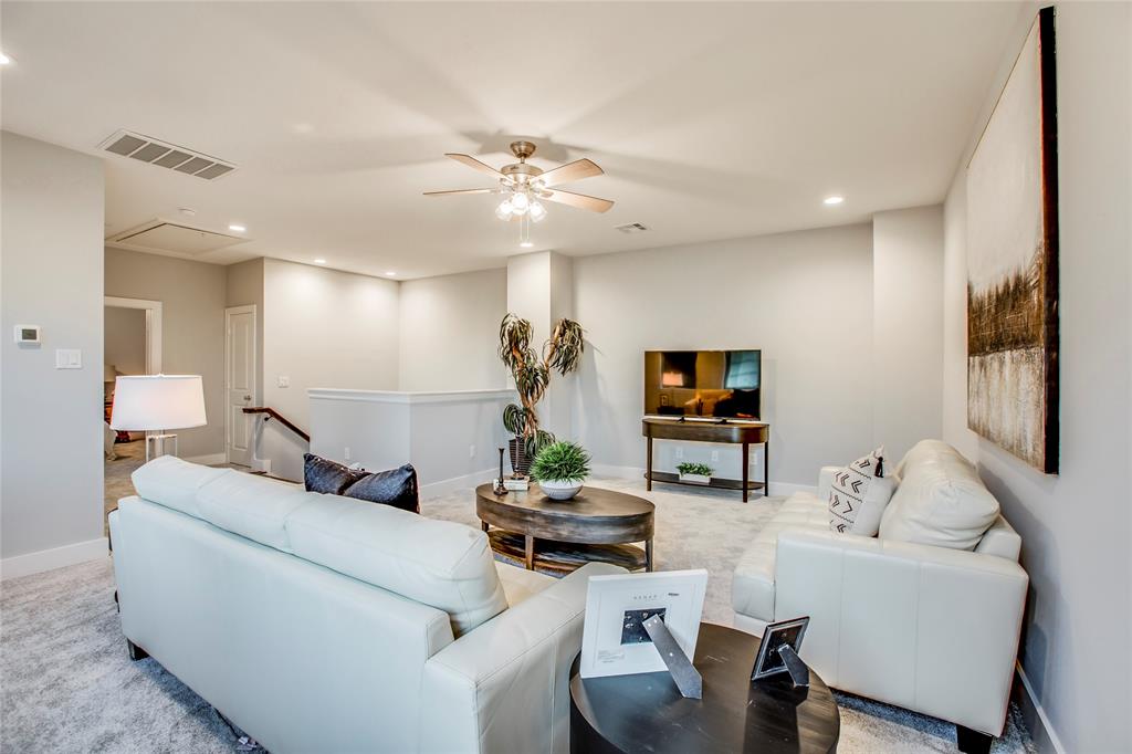 4714 3 MERWIN Street, Houston, Texas 77027, 4 Bedrooms Bedrooms, 14 Rooms Rooms,3 BathroomsBathrooms,Single-family,For Sale,MERWIN,65270520
