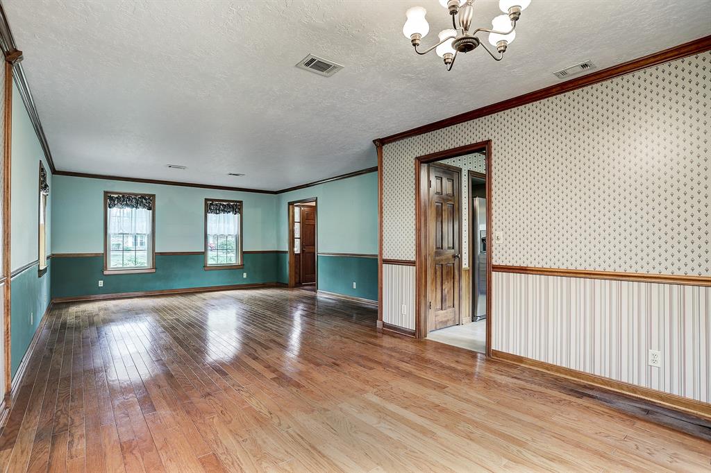 2150 2 Meadowlark Lane, League City, Texas 77573, 3 Bedrooms Bedrooms, 12 Rooms Rooms,2 BathroomsBathrooms,Single-family,For Sale,Meadowlark,56239224