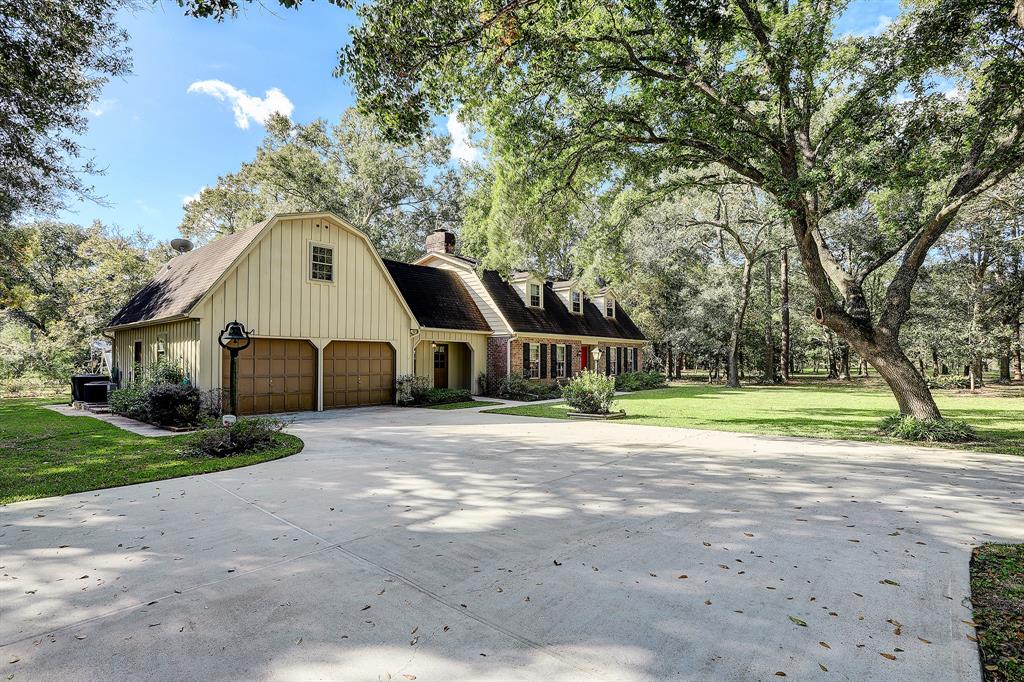 2150 2 Meadowlark Lane, League City, Texas 77573, 3 Bedrooms Bedrooms, 12 Rooms Rooms,2 BathroomsBathrooms,Single-family,For Sale,Meadowlark,56239224