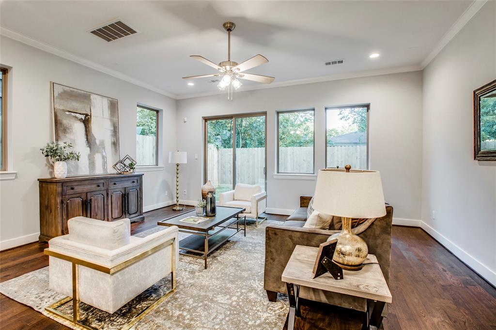 4718 3 MERWIN Street, Houston, Texas 77027, 4 Bedrooms Bedrooms, 14 Rooms Rooms,3 BathroomsBathrooms,Single-family,For Sale,MERWIN,77507827