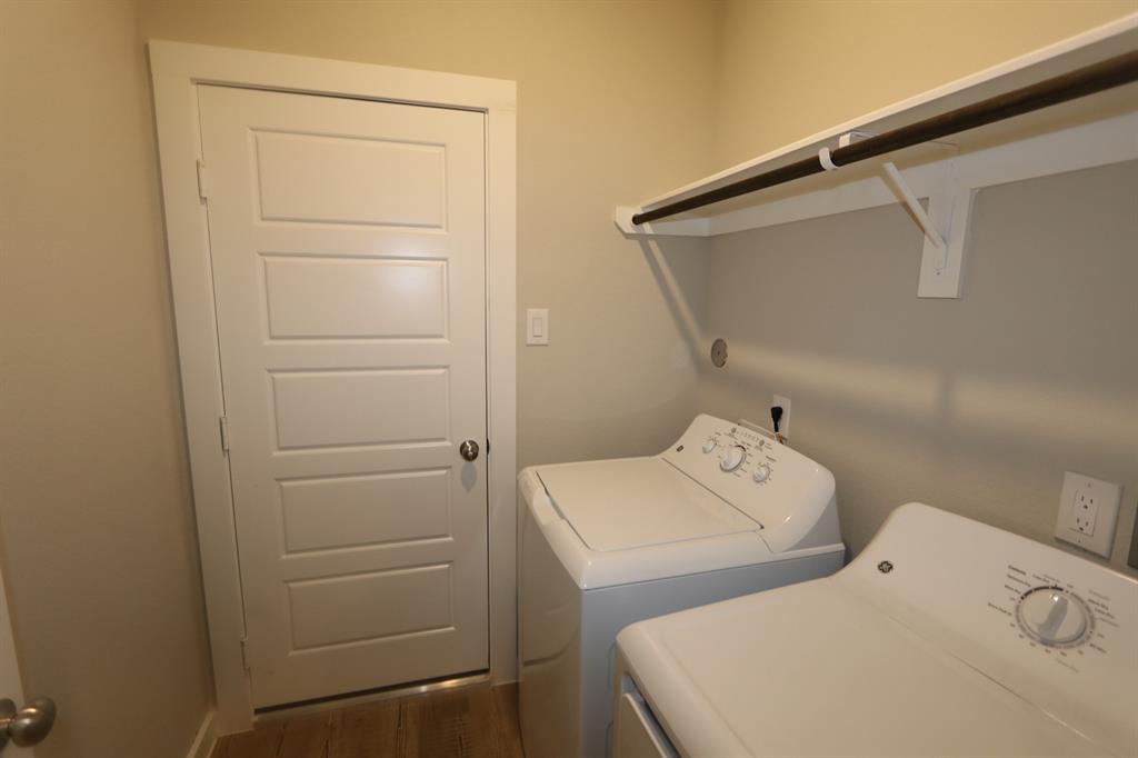 1012 2 Brighton Orchards Lane, Magnolia, Texas 77354, 5 Bedrooms Bedrooms, 7 Rooms Rooms,2 BathroomsBathrooms,Single-family,For Sale,Brighton Orchards,86879479