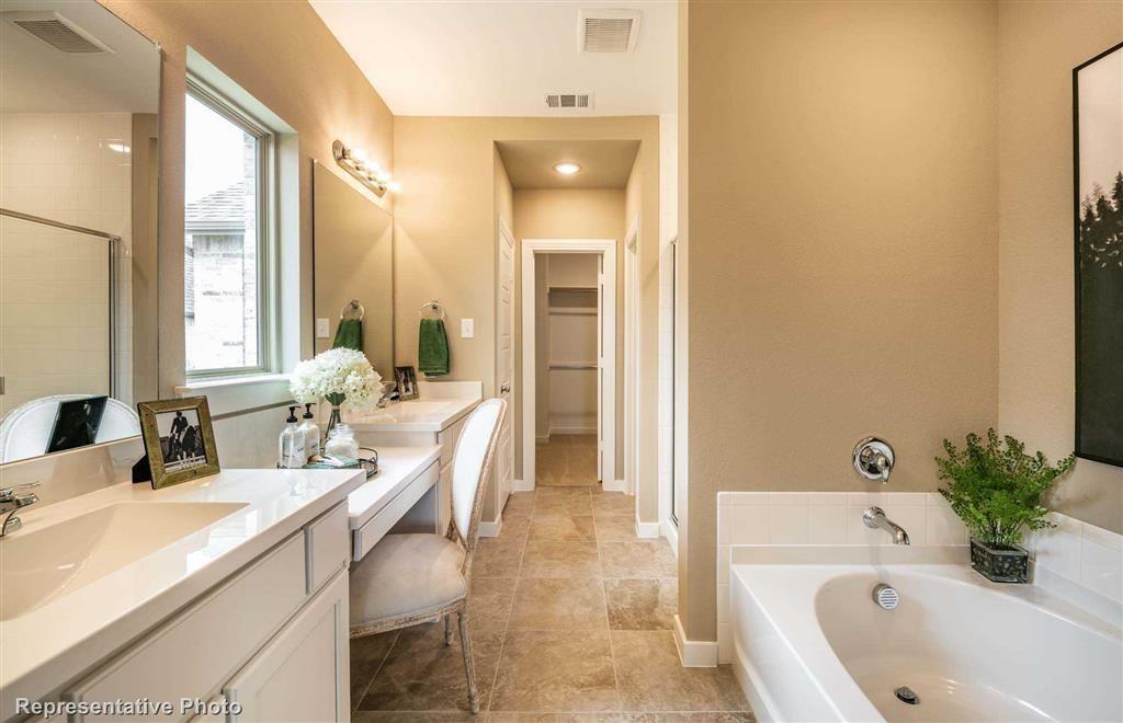 29914 2 Violet Crest Court, Fulshear, Texas 77423, 4 Bedrooms Bedrooms, 4 Rooms Rooms,3 BathroomsBathrooms,Single-family,For Sale,Violet Crest Court,55801262