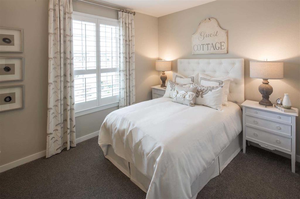 29914 2 Violet Crest Court, Fulshear, Texas 77423, 4 Bedrooms Bedrooms, 4 Rooms Rooms,3 BathroomsBathrooms,Single-family,For Sale,Violet Crest Court,55801262