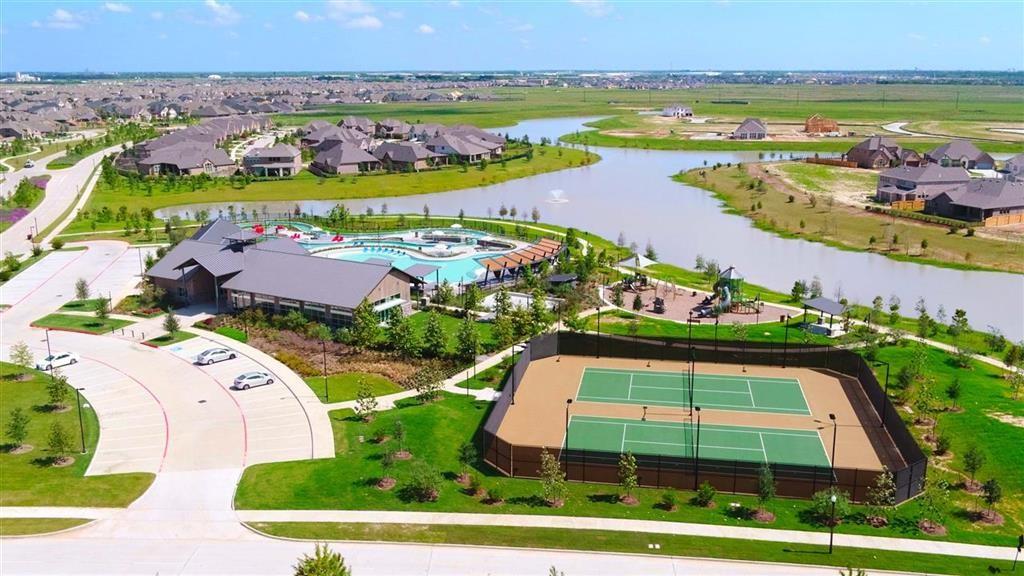 29914 2 Violet Crest Court, Fulshear, Texas 77423, 4 Bedrooms Bedrooms, 4 Rooms Rooms,3 BathroomsBathrooms,Single-family,For Sale,Violet Crest Court,55801262