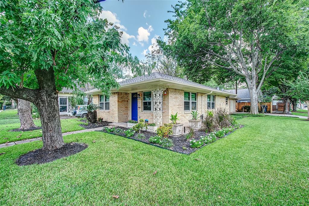 1003 1 14th Street, Houston, Texas 77009, 2 Bedrooms Bedrooms, 5 Rooms Rooms,2 BathroomsBathrooms,Single-family,For Sale,14th,94635894