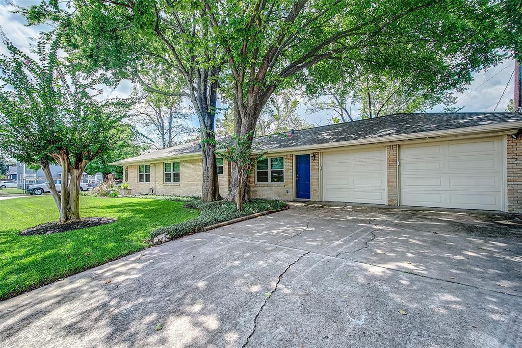 1003 1 14th Street, Houston, Texas 77009, 2 Bedrooms Bedrooms, 5 Rooms Rooms,2 BathroomsBathrooms,Single-family,For Sale,14th,94635894