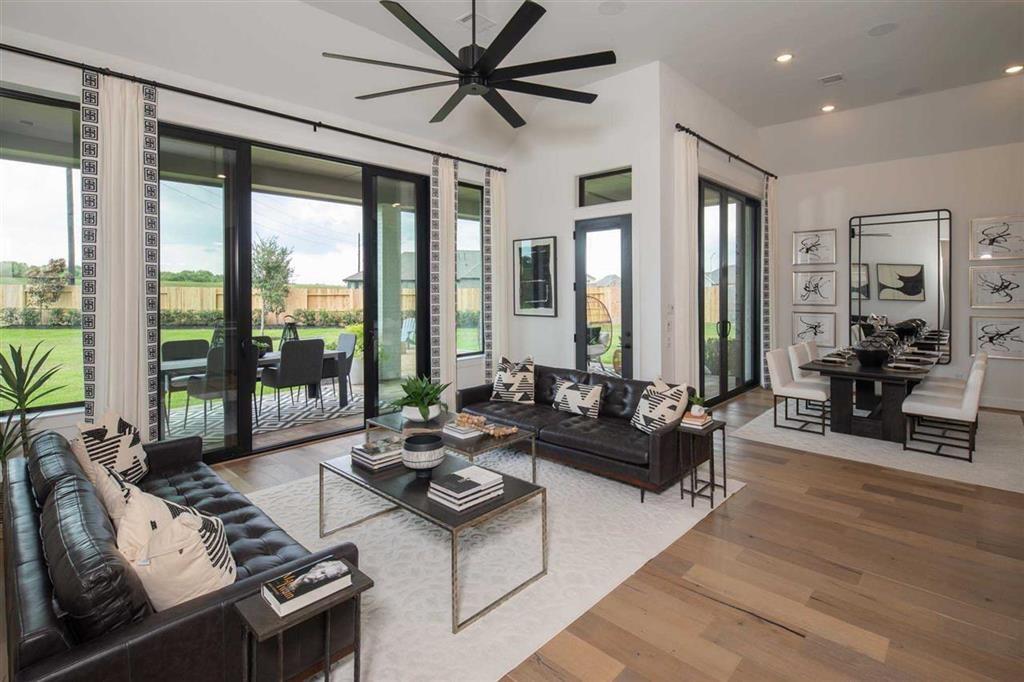 2142 1 Almond Creek Lane, Fulshear, Texas 77423, 4 Bedrooms Bedrooms, 10 Rooms Rooms,3 BathroomsBathrooms,Single-family,For Sale,Almond Creek,71758969