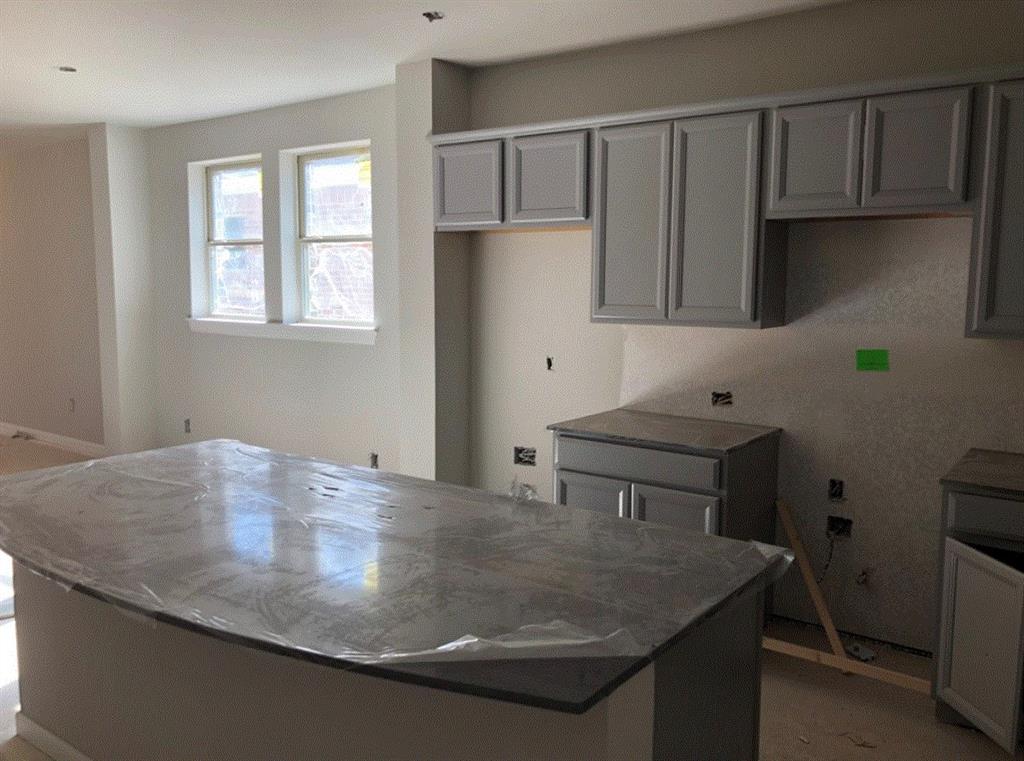 140 2 Winged Elm Court, Willis, Texas 77318, 3 Bedrooms Bedrooms, 8 Rooms Rooms,2 BathroomsBathrooms,Single-family,For Sale,Winged Elm,60352853