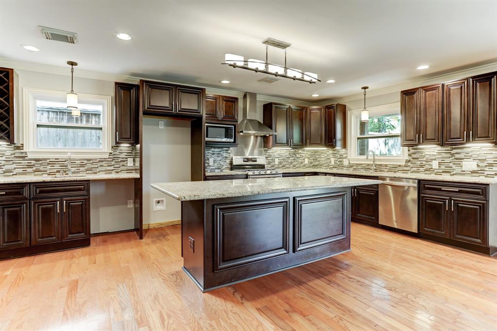 1178 1 Chamboard Lane, Houston, Texas 77018, 3 Bedrooms Bedrooms, 6 Rooms Rooms,2 BathroomsBathrooms,Single-family,For Sale,Chamboard,75025857
