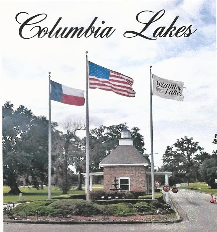 2225 2 Lake Forrest Drive, West Columbia, Texas 77486, 3 Bedrooms Bedrooms, 9 Rooms Rooms,3 BathroomsBathrooms,Single-family,For Sale,Lake Forrest,56573943