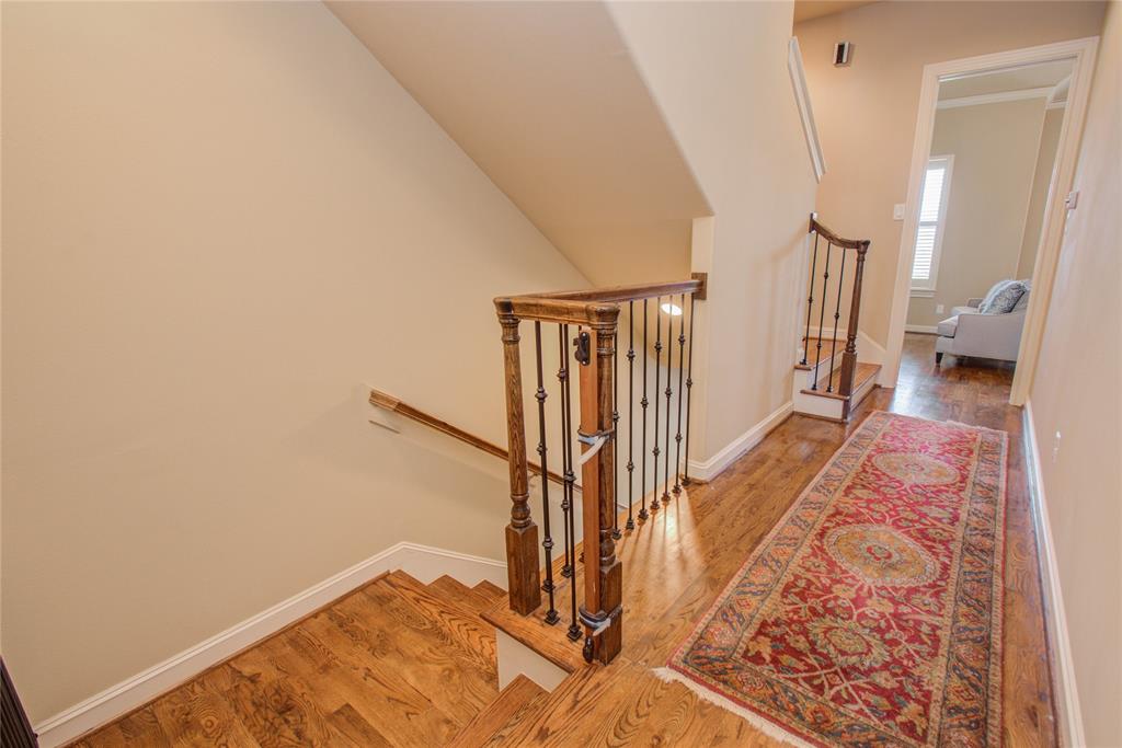 1885 4 Dart Street, Houston, Texas 77007, 3 Bedrooms Bedrooms, 11 Rooms Rooms,3 BathroomsBathrooms,Single-family,For Sale,Dart,62944856
