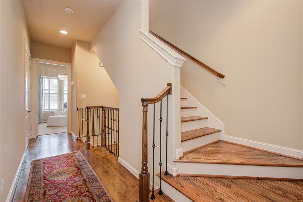 1885 4 Dart Street, Houston, Texas 77007, 3 Bedrooms Bedrooms, 11 Rooms Rooms,3 BathroomsBathrooms,Single-family,For Sale,Dart,62944856