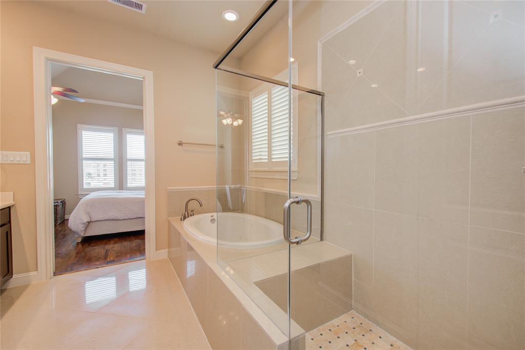 1885 4 Dart Street, Houston, Texas 77007, 3 Bedrooms Bedrooms, 11 Rooms Rooms,3 BathroomsBathrooms,Single-family,For Sale,Dart,62944856