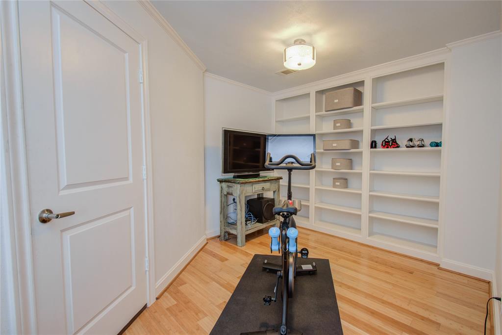 1885 4 Dart Street, Houston, Texas 77007, 3 Bedrooms Bedrooms, 11 Rooms Rooms,3 BathroomsBathrooms,Single-family,For Sale,Dart,62944856