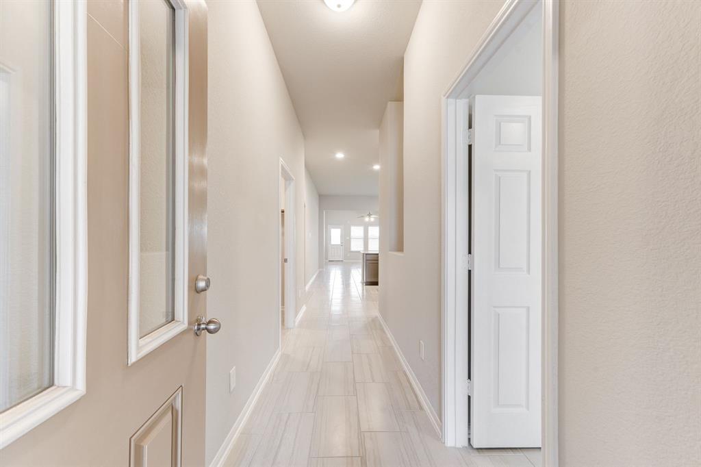 402 1 Upland Grove Trail, Rosharon, Texas 77583, 3 Bedrooms Bedrooms, 11 Rooms Rooms,2 BathroomsBathrooms,Single-family,For Sale,Upland Grove,79460891