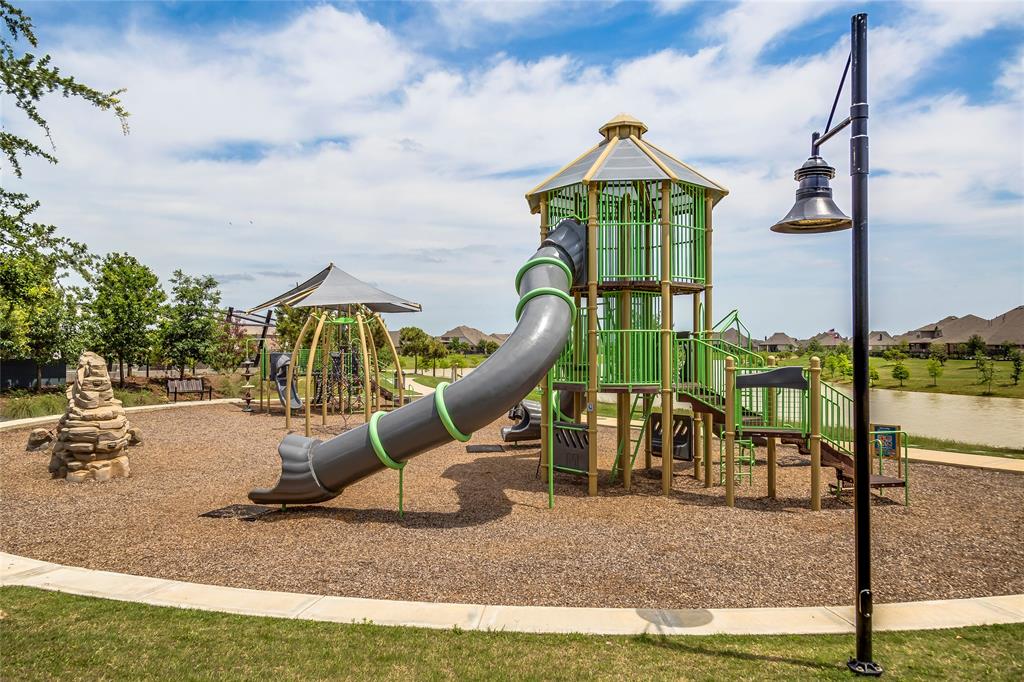 2203 1 Windmill Palm Drive, Fulshear, Texas 77423, 4 Bedrooms Bedrooms, 9 Rooms Rooms,2 BathroomsBathrooms,Single-family,For Sale,Windmill Palm,82282727