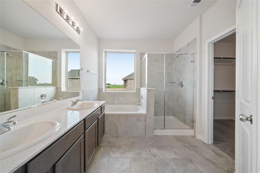 16361 1 Ellis Street, Conroe, Texas 77303, 4 Bedrooms Bedrooms, 6 Rooms Rooms,2 BathroomsBathrooms,Single-family,For Sale,Ellis,57353914