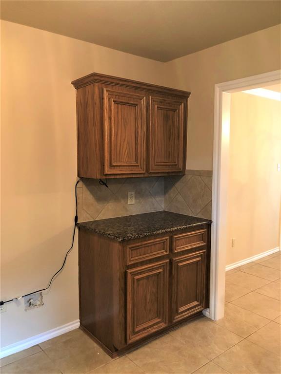 6102 2 Greenmont Drive, Houston, Texas 77092, 4 Bedrooms Bedrooms, 9 Rooms Rooms,2 BathroomsBathrooms,Single-family,For Sale,Greenmont,54966430