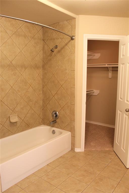 6102 2 Greenmont Drive, Houston, Texas 77092, 4 Bedrooms Bedrooms, 9 Rooms Rooms,2 BathroomsBathrooms,Single-family,For Sale,Greenmont,54966430