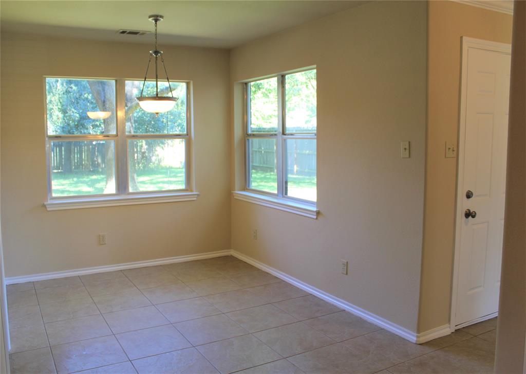 6102 2 Greenmont Drive, Houston, Texas 77092, 4 Bedrooms Bedrooms, 9 Rooms Rooms,2 BathroomsBathrooms,Single-family,For Sale,Greenmont,54966430