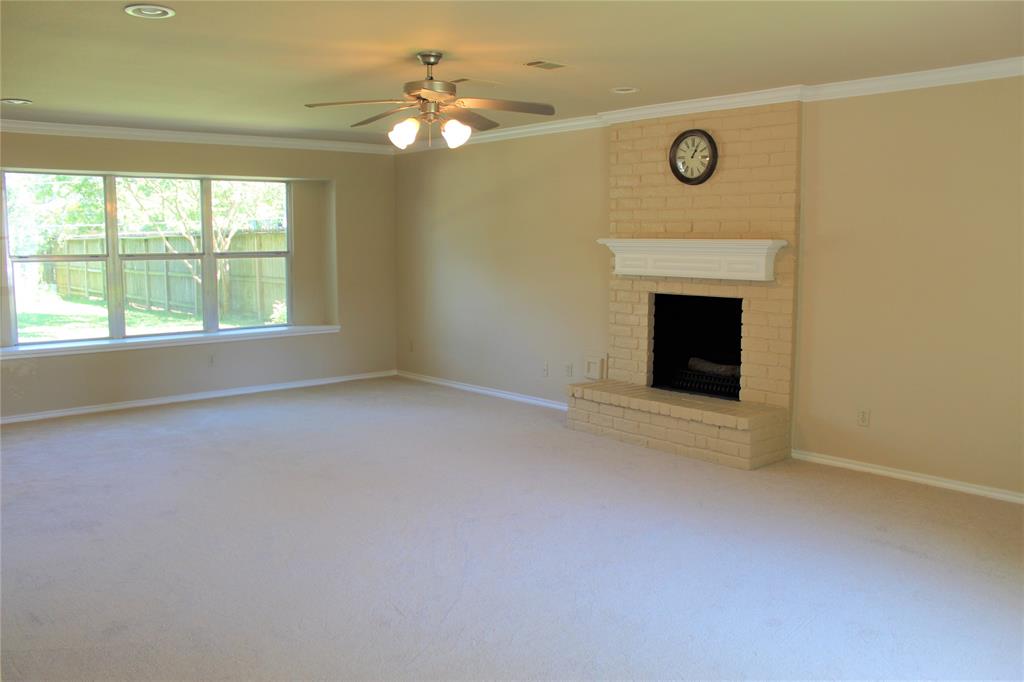 6102 2 Greenmont Drive, Houston, Texas 77092, 4 Bedrooms Bedrooms, 9 Rooms Rooms,2 BathroomsBathrooms,Single-family,For Sale,Greenmont,54966430