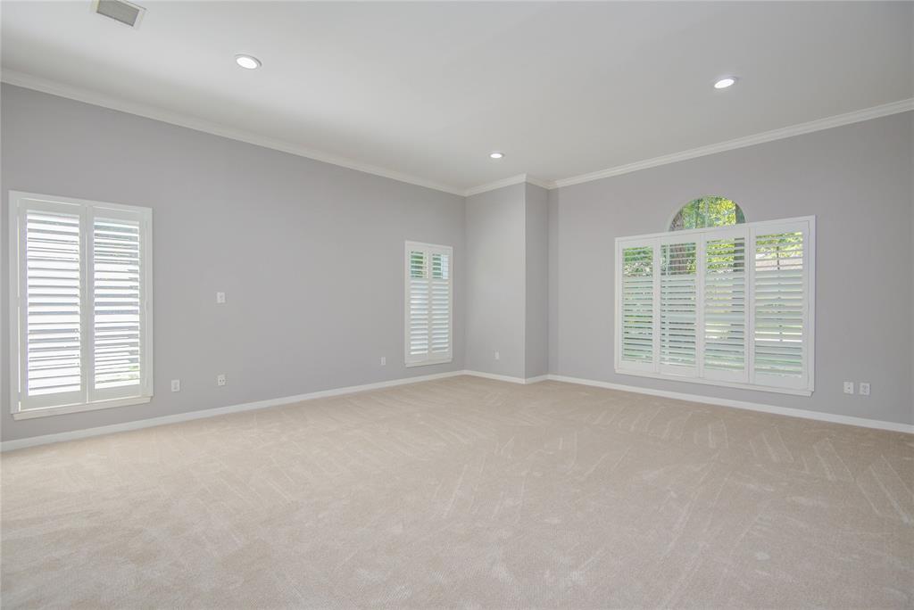 818 2 Chowning Road, Houston, Texas 77024, 5 Bedrooms Bedrooms, 17 Rooms Rooms,4 BathroomsBathrooms,Single-family,For Sale,Chowning,64803187