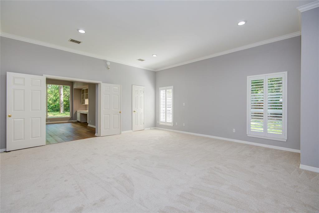 818 2 Chowning Road, Houston, Texas 77024, 5 Bedrooms Bedrooms, 17 Rooms Rooms,4 BathroomsBathrooms,Single-family,For Sale,Chowning,64803187