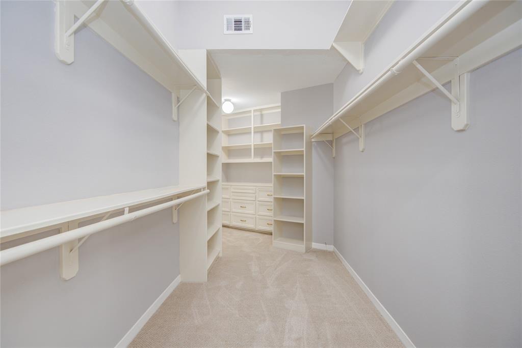 818 2 Chowning Road, Houston, Texas 77024, 5 Bedrooms Bedrooms, 17 Rooms Rooms,4 BathroomsBathrooms,Single-family,For Sale,Chowning,64803187