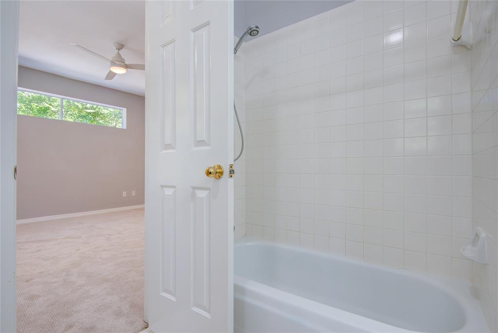 818 2 Chowning Road, Houston, Texas 77024, 5 Bedrooms Bedrooms, 17 Rooms Rooms,4 BathroomsBathrooms,Single-family,For Sale,Chowning,64803187