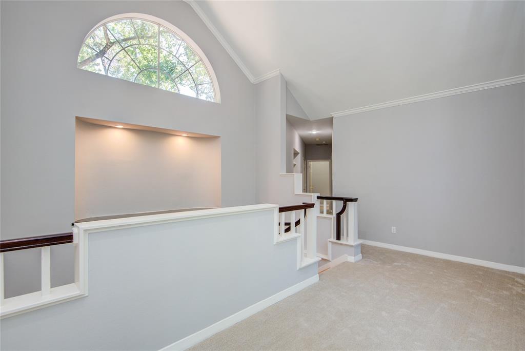 818 2 Chowning Road, Houston, Texas 77024, 5 Bedrooms Bedrooms, 17 Rooms Rooms,4 BathroomsBathrooms,Single-family,For Sale,Chowning,64803187