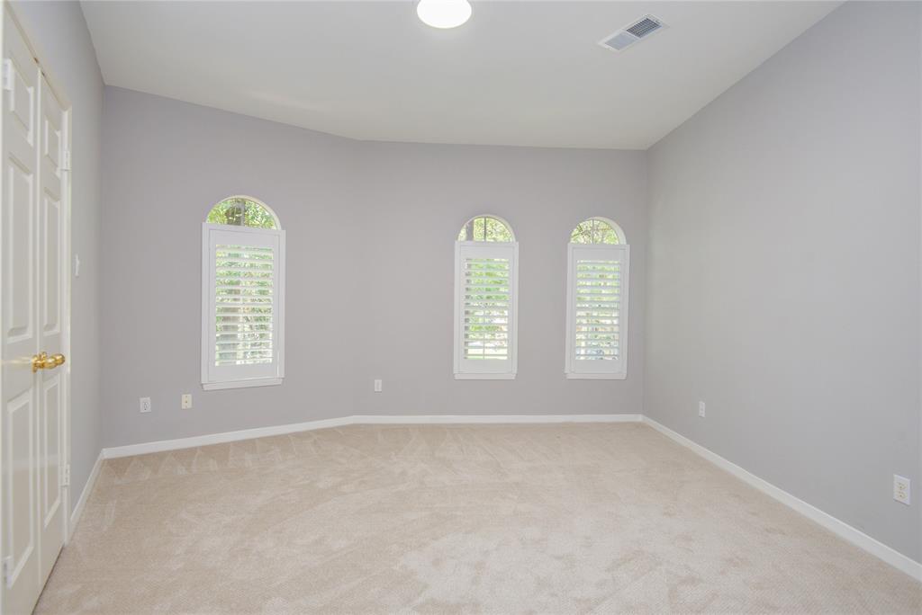 818 2 Chowning Road, Houston, Texas 77024, 5 Bedrooms Bedrooms, 17 Rooms Rooms,4 BathroomsBathrooms,Single-family,For Sale,Chowning,64803187