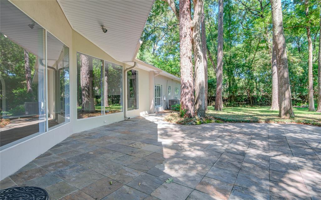 818 2 Chowning Road, Houston, Texas 77024, 5 Bedrooms Bedrooms, 17 Rooms Rooms,4 BathroomsBathrooms,Single-family,For Sale,Chowning,64803187